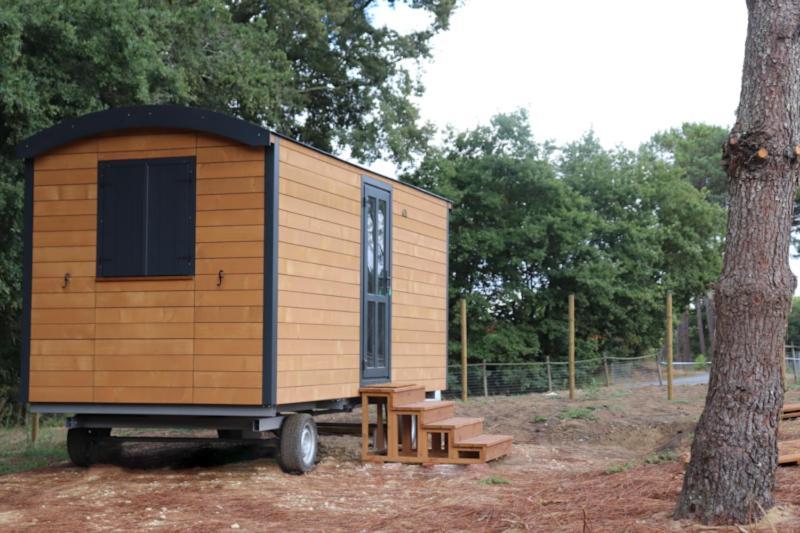 Roulottes Cocooning Au Coeur Des Landes Hotel Mees Exterior photo